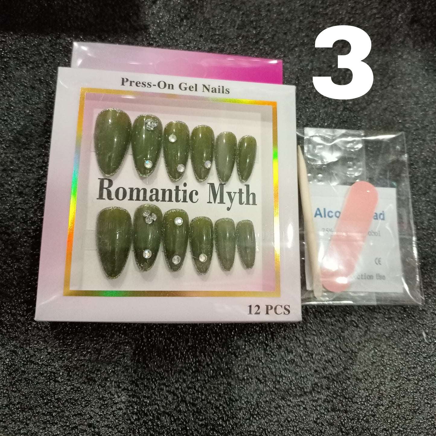 12 pcs of Press-on nails Set Stylish, Reusable, Easy To Apply