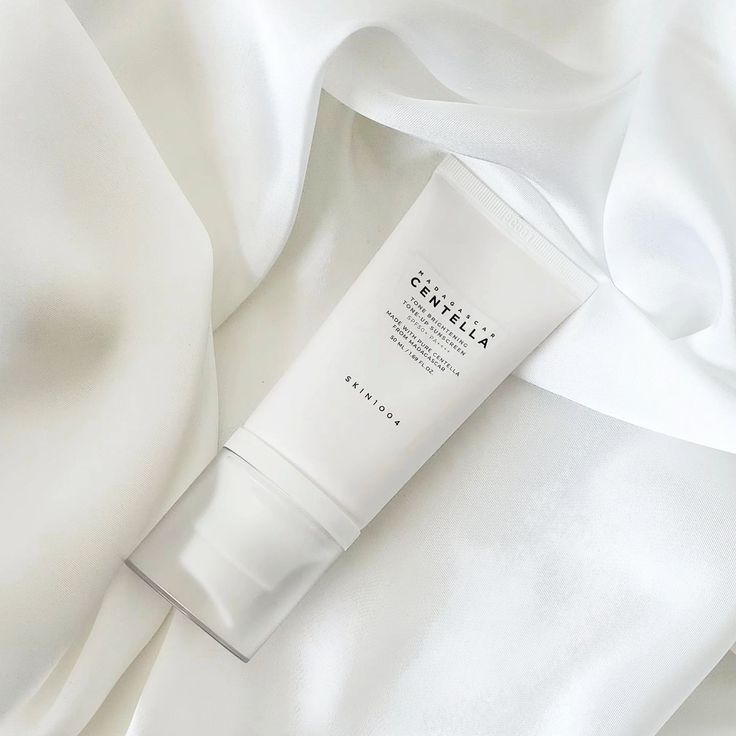 Centella SKIN1004 Madagascar Tone Brightening Tone-Up Sunscreen